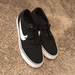 Black Nikes